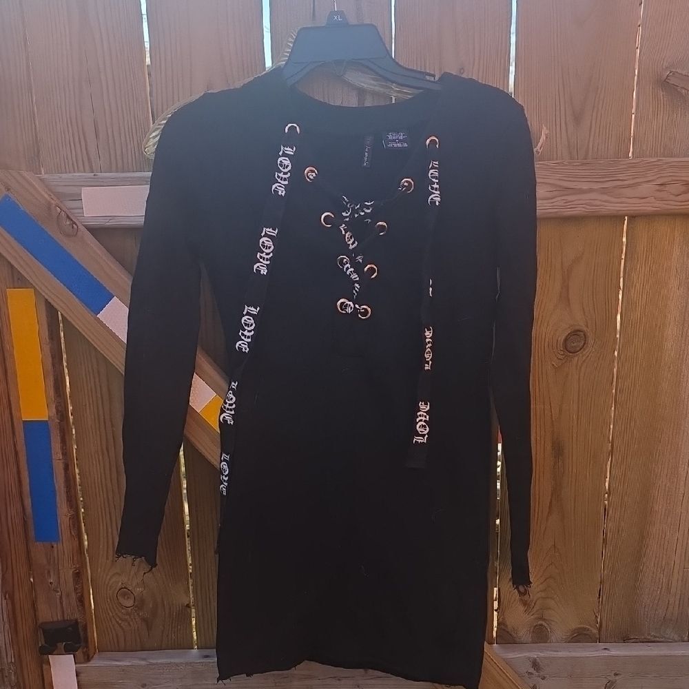 Fire Los Angeles Black Lace-Up Long Sleeve Dress